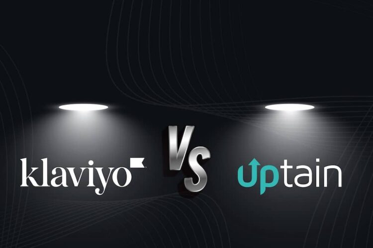 Zwei beleuchtete Logos stehen sich gegenüber: links 'klaviyo', rechts 'uptain', getrennt durch ein zentrales 'VS'. Darunter steht der Text: Unterschied zwischen Klaviyo und uptain Basteln oder automatisieren?